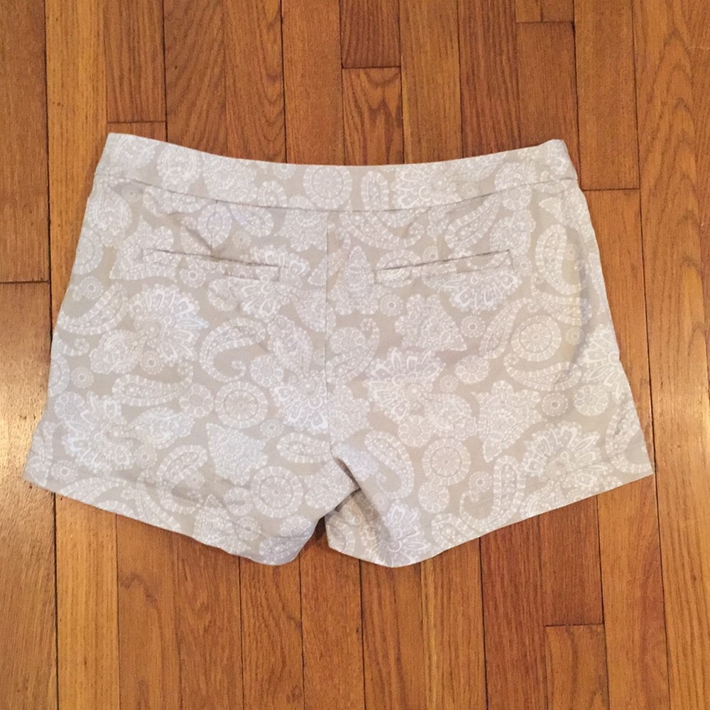 •GAP• - Picture 3 of 3